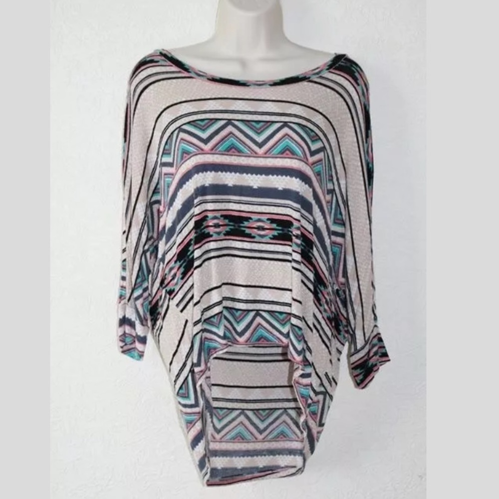 Rue 21 Aztec Half Sleeve Blouse Women’s Sz M